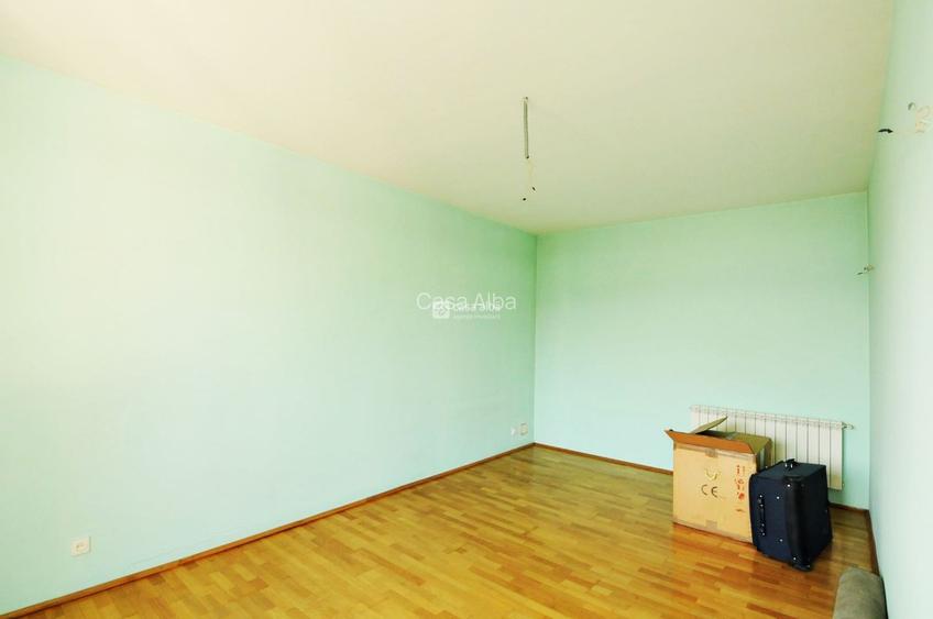 Centru, proprietate Parter + Etaj + Mansarda, disponibila imediat - 6