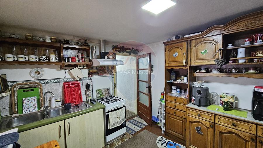 Casă / Vilă  de vânzare în Campulung Moldovenesc, Suceava - 16