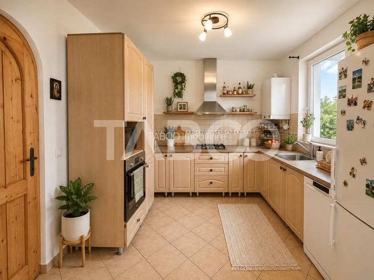 Casa individuala de vanzare - Sura Mica- 4 camere si 490 mp teren - 7