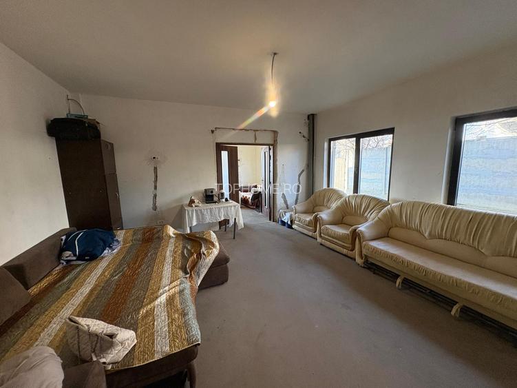 CASA | P+1 | 300mp UTILI | 300mp CURTE | JILAVA - 25