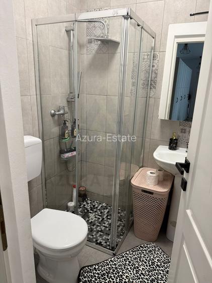 Apartament modern 3 camere 2 bai 64 mp utili si parcare zona Central - 7