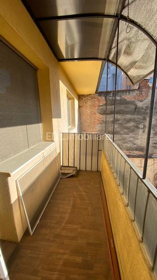 Apartament de vânzare, 2 camere, 45 mp, zona Horea - 8
