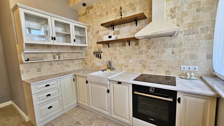 Apartament modern in vila, curte proprie, garaj, Centru - 8