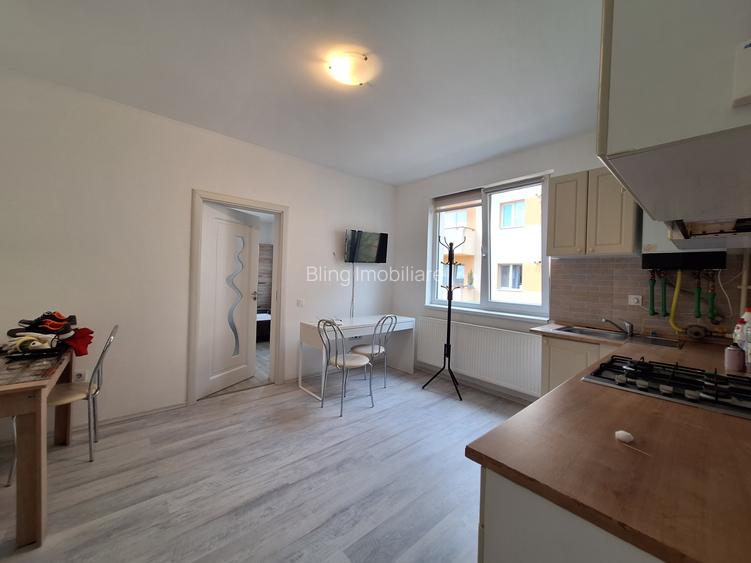 Apartament cu 2 camere, 39 mp, balcon, strada Eroilor - 5
