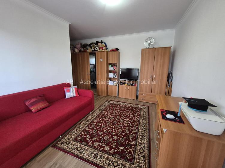 Garsoniera 42 mp/ Bucurestii Noi/ Metrou Parc Bazilescu - 2