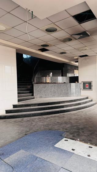 De vanzare CLADIRE CORPORATE – FOST SEDIU BANCAR - BRASOV