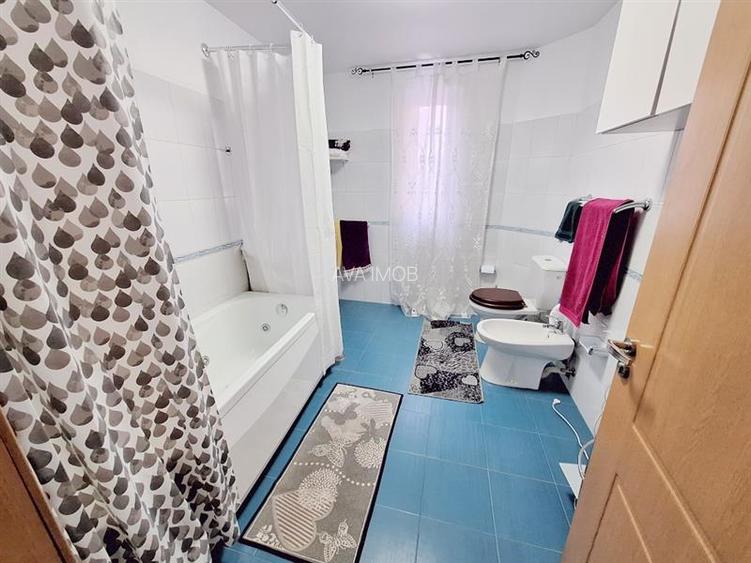 Casa moderna P+1 in Magura,  teren 421 mp, la 10-12 min de Bacau - 9