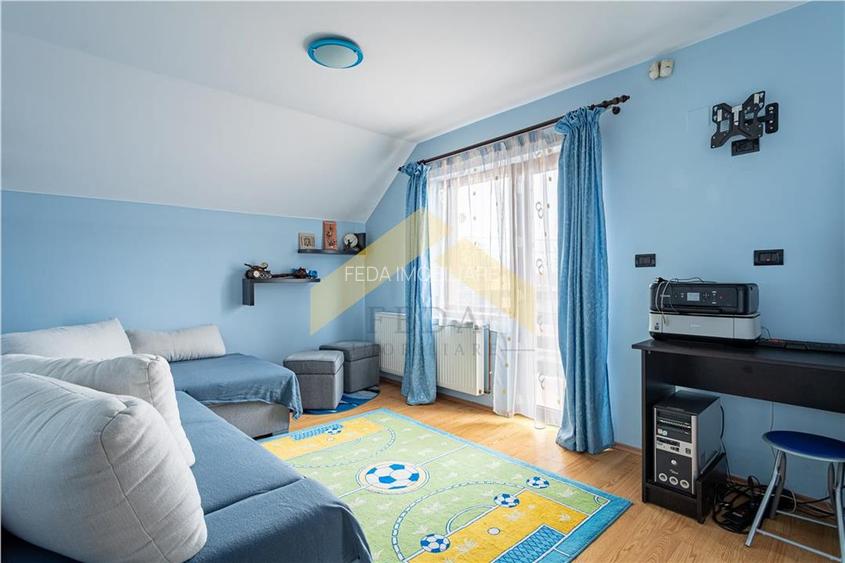 Casa cu etaj de vanzare Zimandu Nou - 13