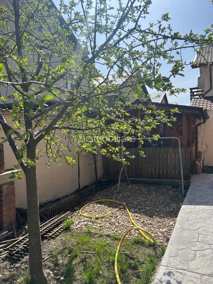Vilă P+1 4 camere Teren 300 mp  Bragadiru – Strada Safirului - 23