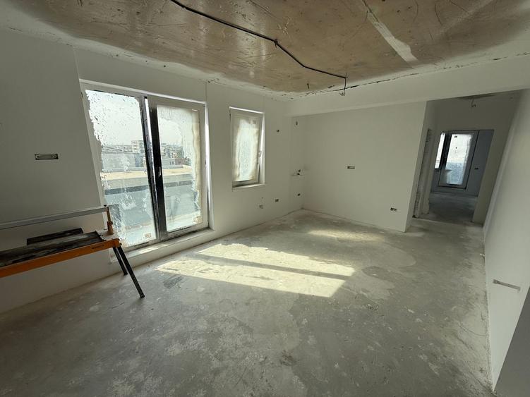 Apartament 3 camere zona Tomis Plus