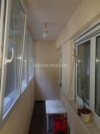 Titulesu, scoala 3, 3 camere decomandat, 80 MP,Loc parcare, etaj 1, 550 euro - 10