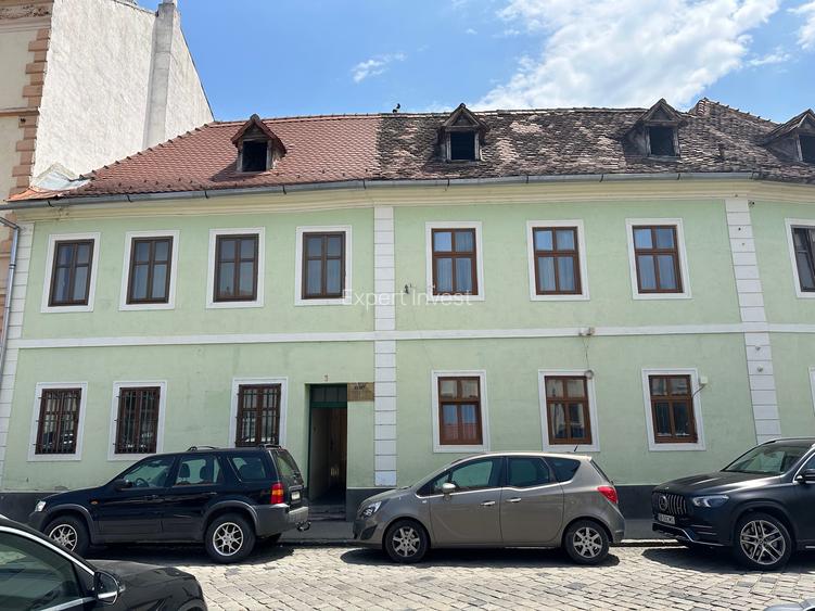 Inchiriez spatiu birouri / cabinet / sediu firma in centru Sibiu - str. Xenopol - 2