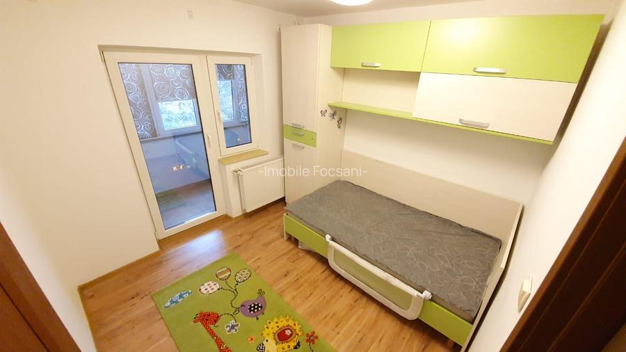 Apartament 4 Camere de Închiriat – Zona Școala 2, Focșani - 8