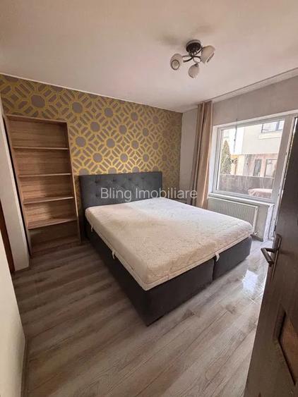 Apartament cu 3 camere, 52 mp, balcon, zona Terra - 2