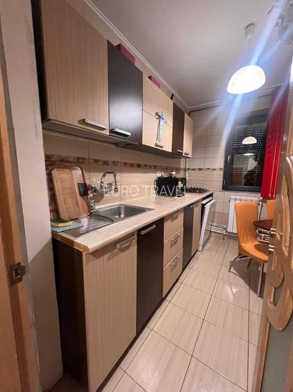 apartament modern, curat, centrala gaz, loc parcare , Tomis 2-Spital , 450 euro - 4