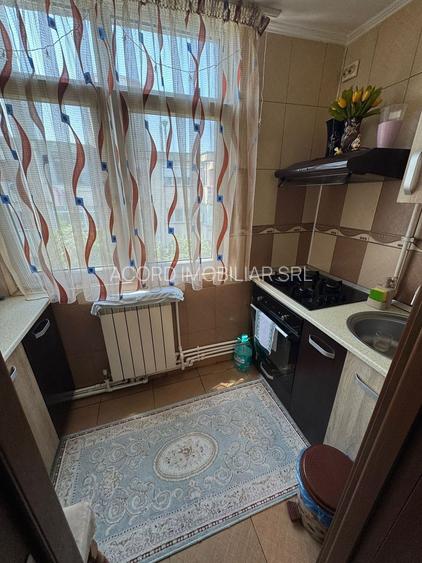 Apartament 2 camere(transformat in 3)decomandat-zona Anda - 8