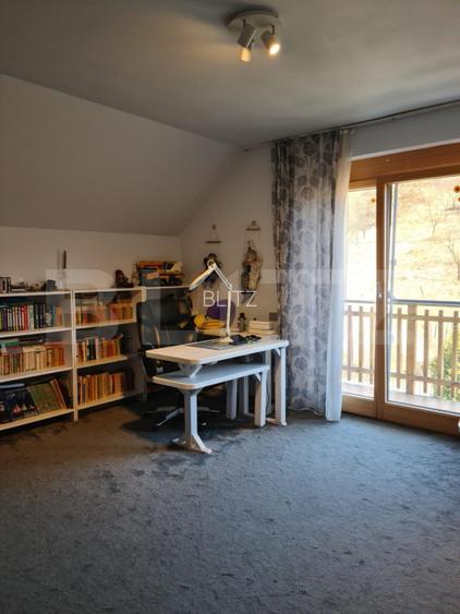 Vila D+P+M cu teren generos de 1000mp si vedere panoramica ! - 8