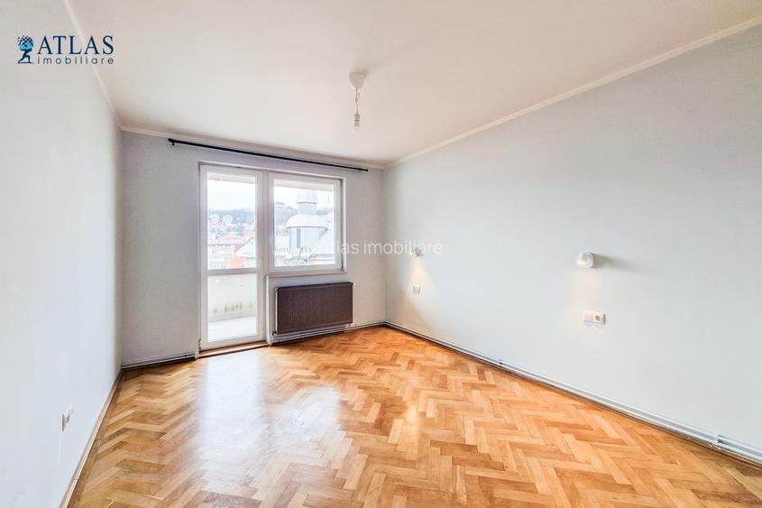 Decomandat, 3 camere, 91 mp., ultracentral, et. 2  din 4, vedere catre Tampa, - 5