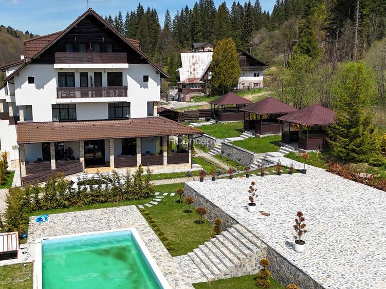 Pensiune exclusivistă Piscină încălzită în Predeal - Afacere la cheie - 2