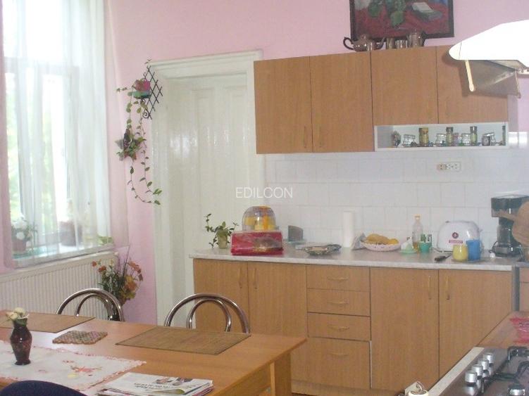 Apartament la casa zona centrala - 7