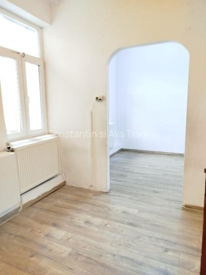 Libera spatiu mare si parcare in vila cu prestanta in locatie eleganta Pache !!! - 13