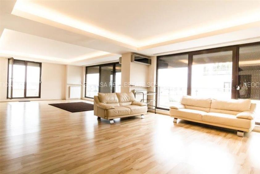 TRIPLEX PENTHOUSE CU VEDERE IMPRESIONANTA // TERASE 192 MP // 252 MP UTILI - 5
