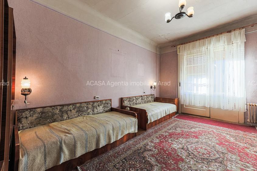 Acasă mare în centrul Aradului! 4 camere - 130 mp utili! - 4