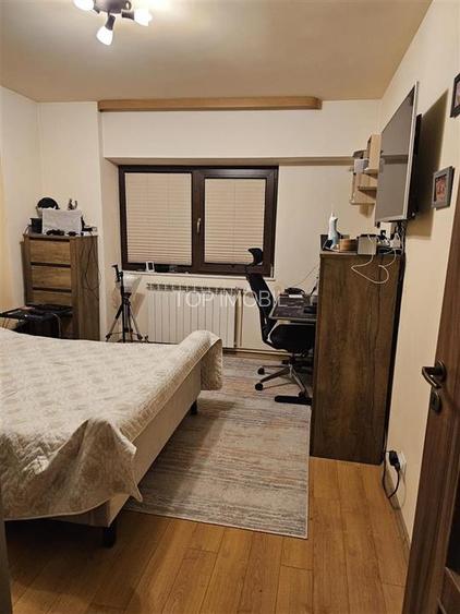 Apartament cu 3 camere decomandat, 2 bai - Pacurari - 3