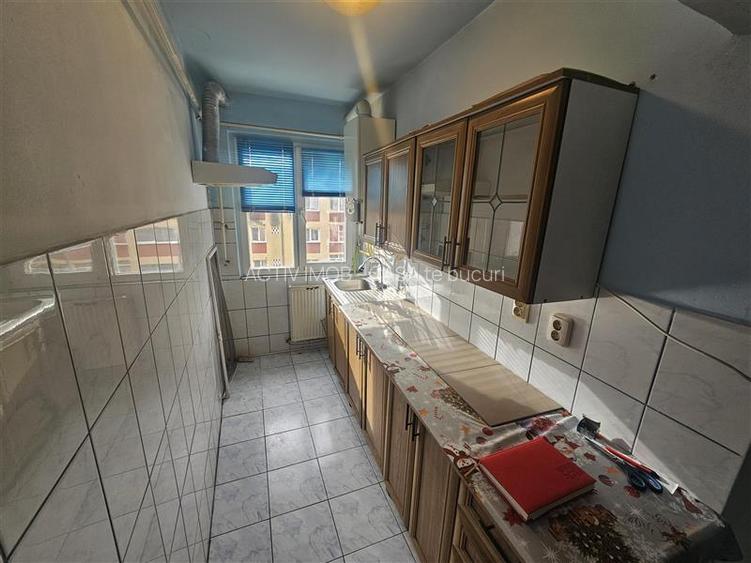 Resita, 2 Cam. Mobilat, Micro 3 - 16
