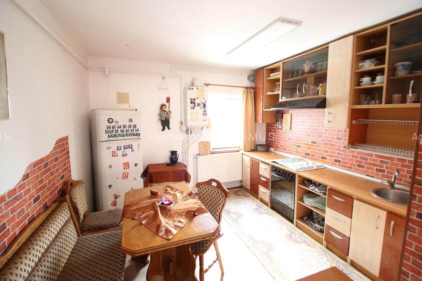 Ap. 4dec. Micro 20, bloc nou, 100mp, liber - 3