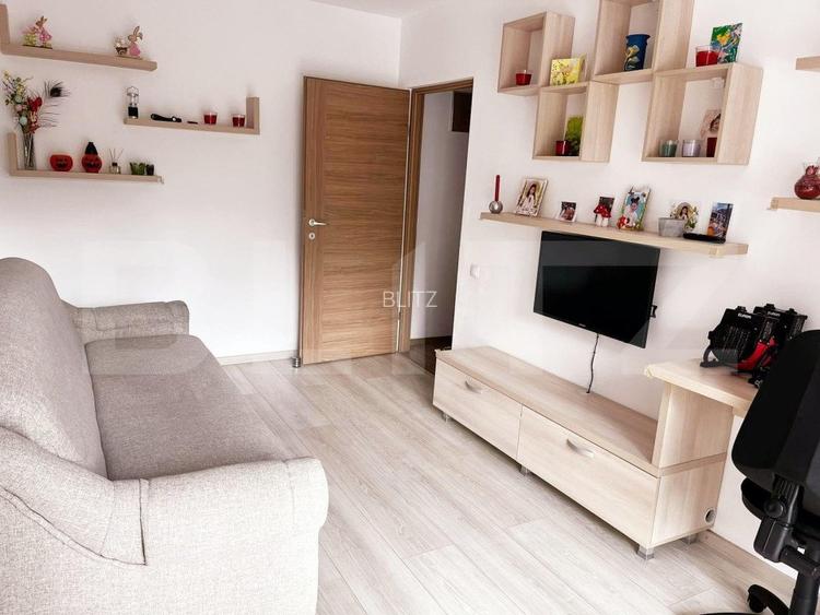  Apartament, decomandat, intermediar, parcare, zona Zona Vivo !  - 2