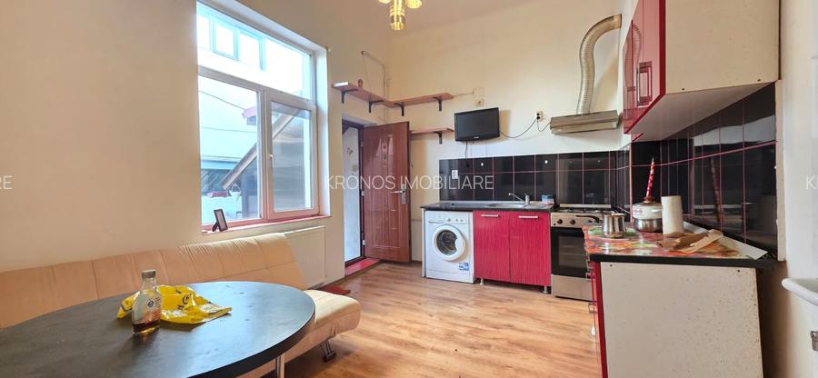 CENTRU 2 CORPURI DE CASA DIN CARAMIDA 5 CAMERE 2 BAI 2 BUCATARII UTILITATI, GAZE - 8