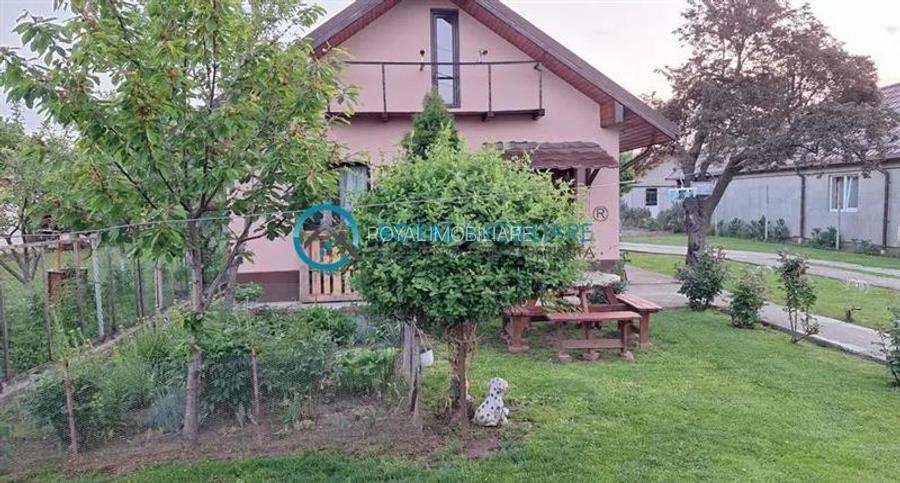 Royal Imobiliare - Vanzare casa zona Lipanesti - 2