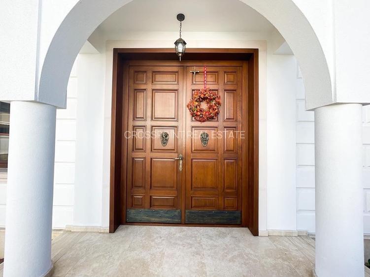 830 mp teren! Intimitate și confort rar întâlnit în oraș - 6