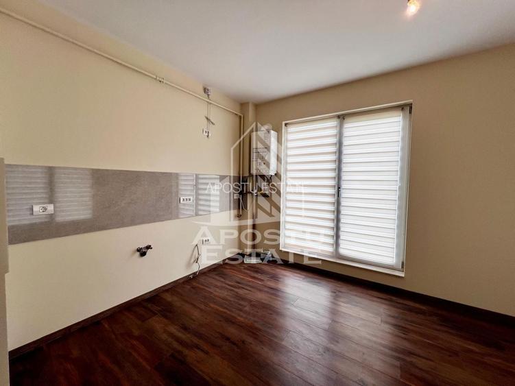 Apartament 2 camere de inchiriat, nemobilat, parcare proprie, Giroc - 3
