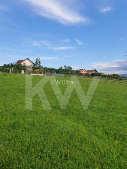 Teren intravilan, 1450 mp de vanzare in Cisnadie, zona Soma -Investitie ideala! - 2