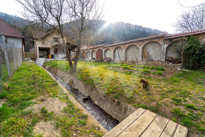 Casă cu farmec între munți - Refugiu ideal în Săliște - 11