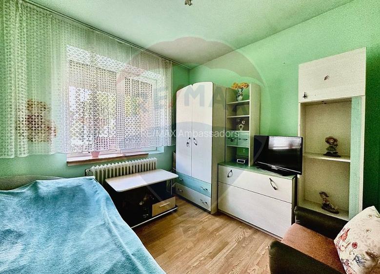 Casă / Vilă cu 5 camere de vânzare în zona Cetatii - 14