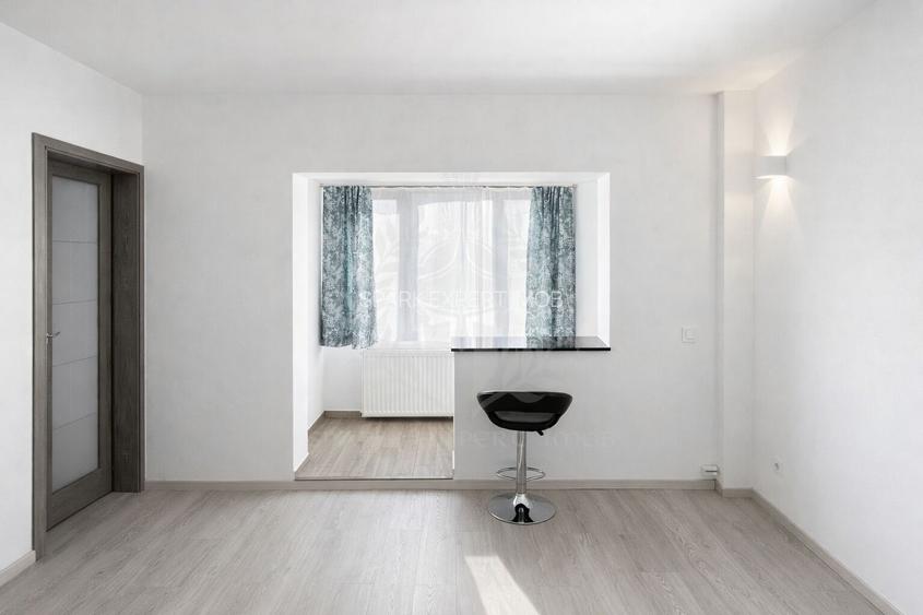 Inchiriere Garsoniera moderna, zona Vest - Penes Curcanul, Ploiesti - 4