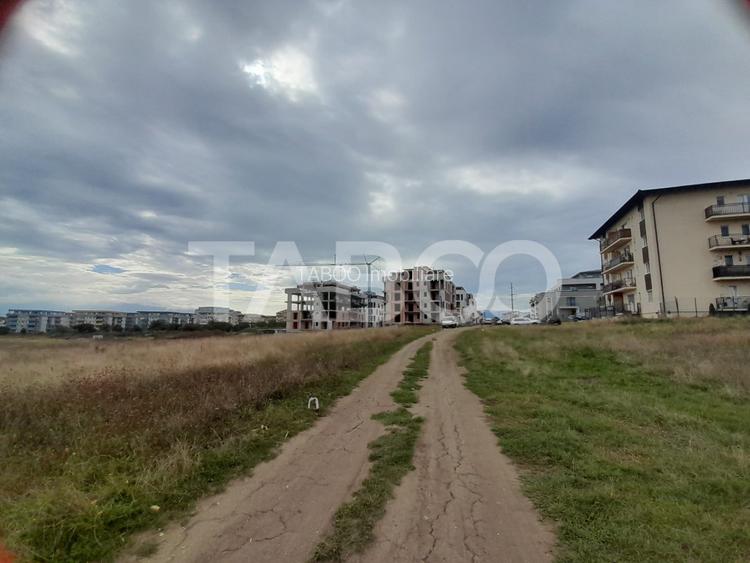 Teren intravilan 2 fronturi de 35 m fiecare 8.000 mp Turnisor Sibiu - 6