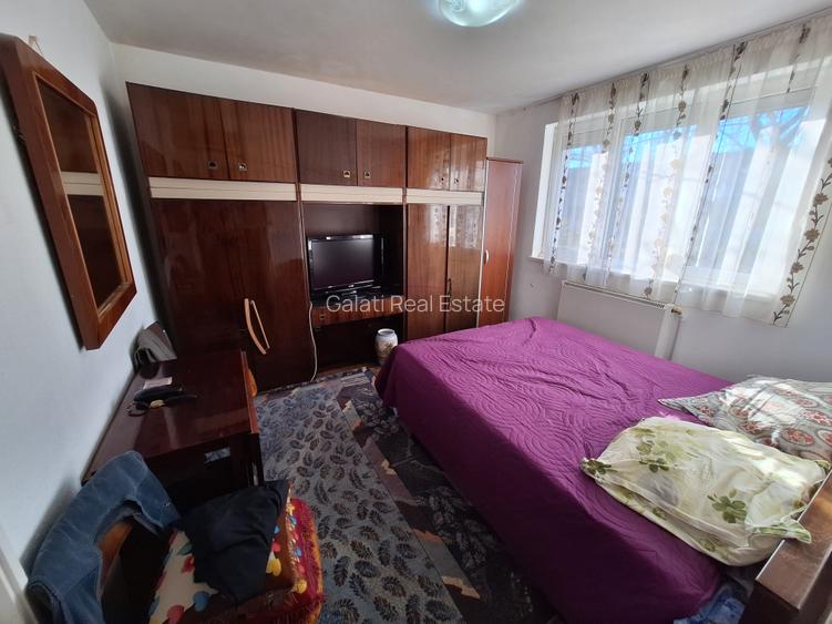 2 semidecomandate 47mp Mazepa 1 Etaj 3/4 Mobilat/Utilat Sud 64000Euro - 3