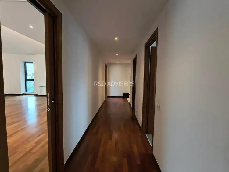 Apartament elegant cu 4 camere | Etaj 1 - 12