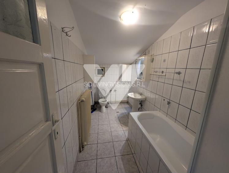 Apartament tip mansarda 3 camere de inchiriat  - 7