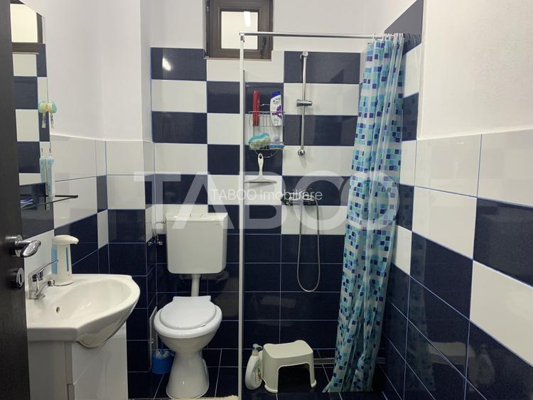 Casa 8 camere 7 bai 284 mp 225mp curte libera in Porumbacu de Sus - 9