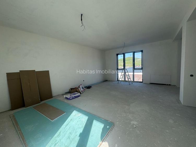 Duplex cu CF 163mp utili+terasa panoramica 45mp, 231 teren-Floresti - 34
