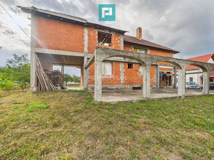 Casă la roșu S+P+1 în Bodrogu Nou - 2