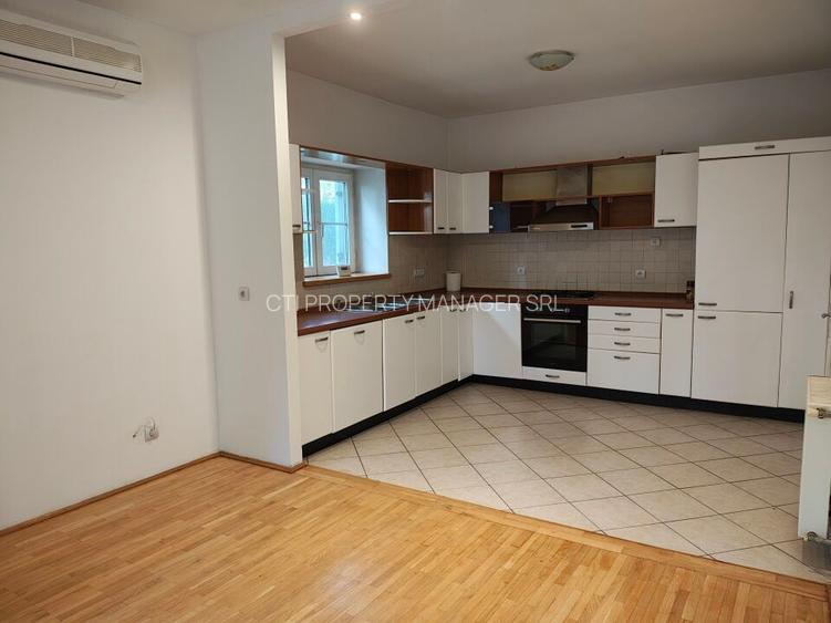 Mark Twain British School Vila in Complex Rezidential Pipera - 9