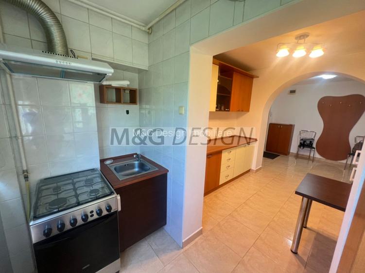 2 camere decomandat etaj 3 renovat -CENTRALA - 2