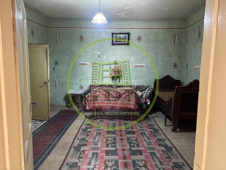 Casa saseasca + 3000mp teren  sat Nou - 12