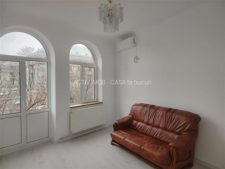 Spatiu, ULTRACENTRAL, ideal pentru salon, sediu de firma, birou de avocat sau fi - 2